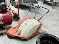 Rcm / turbo twinny te veegmachine - afbeelding 1 van  7
