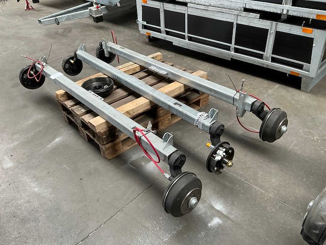 R&co geremde as voor aanhangwagen (3x) - afbeelding 1 van  2