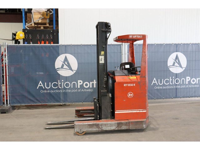 Reachtruck bt rt1350e elektrisch 1350kg 1989 - afbeelding 1 van  1