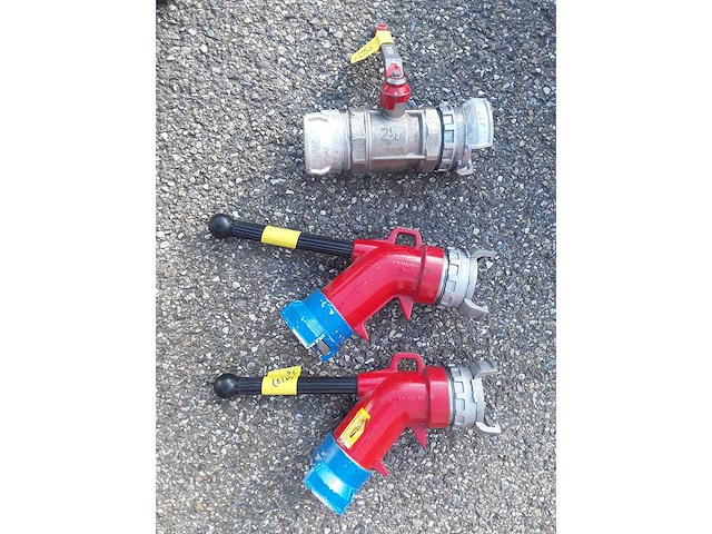 Reactiebogen en afsluiter - brandweermateriaal - afbeelding 1 van  1