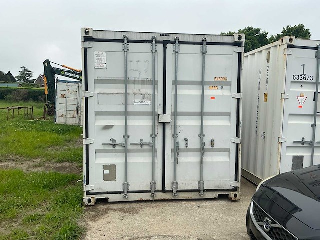 Real zeecontainer / werfcontainer 20ft - afbeelding 2 van  9