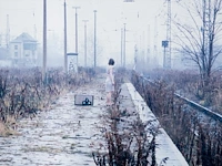 Rebecca wilton (1979), 'bahnhof', 2006, n° 3/3, digital print 120 x 180 cm. (47.24 x 70.87 in.), frame: 125 x 185 cm. (49.21 x 72.82 in.) - afbeelding 4 van  6