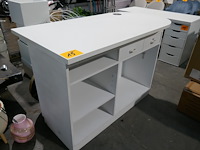 Receptiebalie + bureautafel