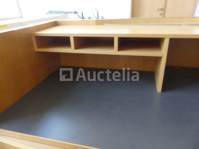 Receptiebalie + diverse meubels - afbeelding 7 van  11