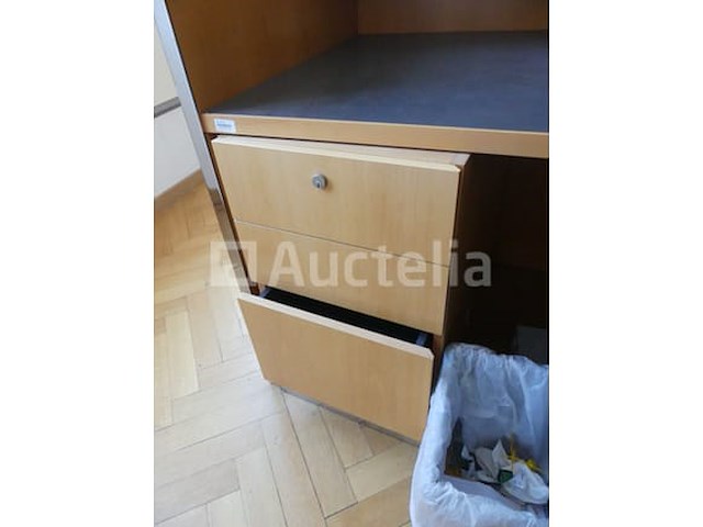 Receptiebalie + diverse meubels - afbeelding 10 van  11