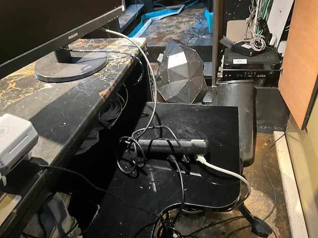 Receptiemeubel met led verlichting - afbeelding 6 van  6