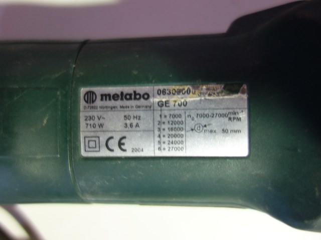 Rechte slijper metabo + accessoires - afbeelding 1 van  3