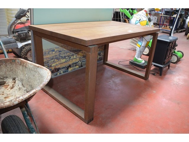 Rechthoekige houten bureeltafel ikea afm. 140x85 , schilderij ikea afm. 130x80 (8,12) - afbeelding 3 van  9