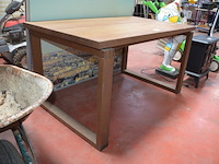 Rechthoekige houten bureeltafel ikea afm. 140x85 , schilderij ikea afm. 130x80 (8,12) - afbeelding 3 van  9