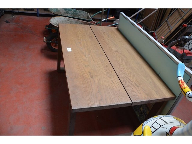 Rechthoekige houten bureeltafel ikea afm. 140x85 , schilderij ikea afm. 130x80 (8,12) - afbeelding 4 van  9