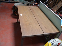 Rechthoekige houten bureeltafel ikea afm. 140x85 , schilderij ikea afm. 130x80 (8,12) - afbeelding 4 van  9