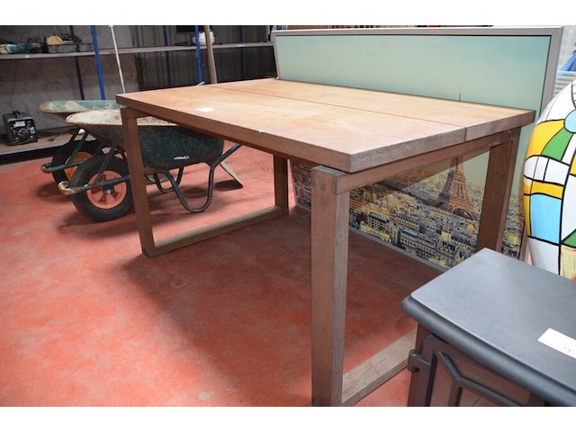 Rechthoekige houten bureeltafel ikea afm. 140x85 , schilderij ikea afm. 130x80 (8,12) - afbeelding 6 van  9