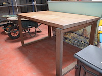 Rechthoekige houten bureeltafel ikea afm. 140x85 , schilderij ikea afm. 130x80 (8,12) - afbeelding 6 van  9