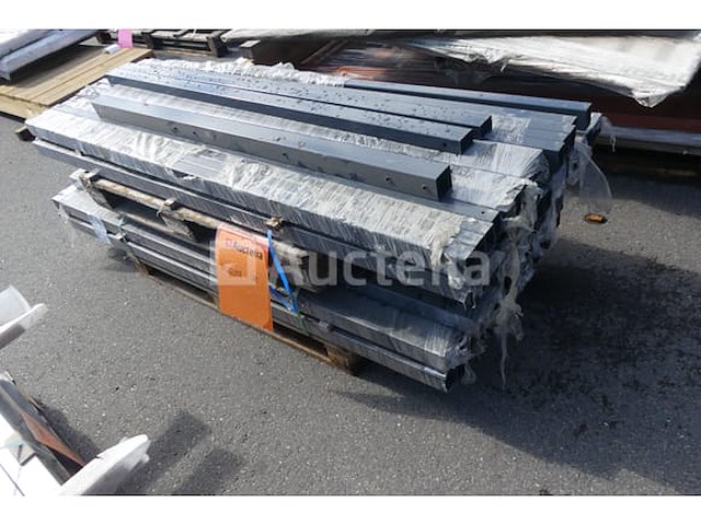 Rechthoekige palen (ral7016) - afbeelding 4 van  8