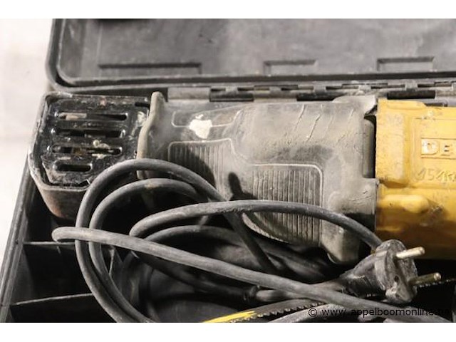 Reciprozaag dewalt dwe 305 - afbeelding 2 van  3