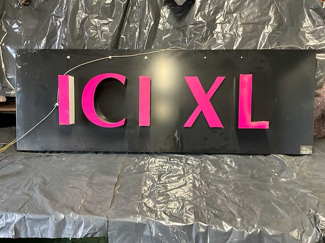 Reclame ici xl - afbeelding 2 van  2