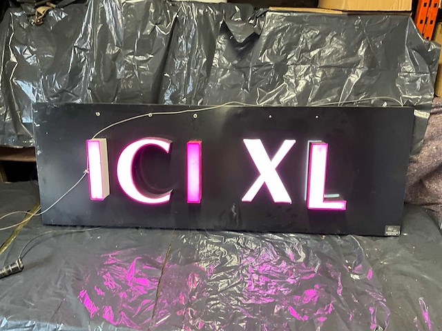 Reclame ici xl - afbeelding 2 van  4