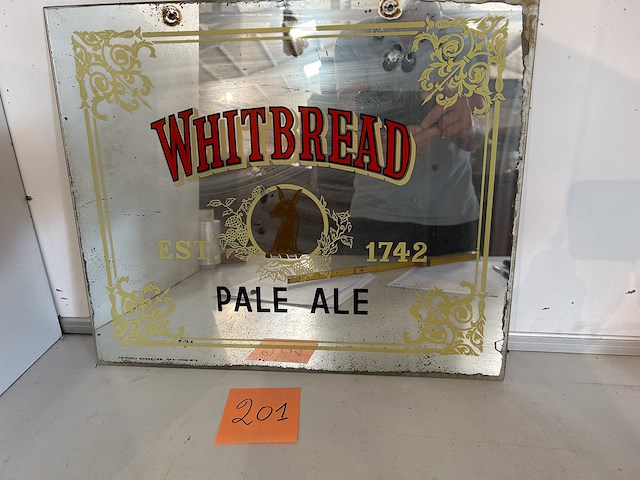 Reclame spiegel whitbread pale ale 1976 - afbeelding 1 van  2