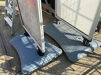 Reclame stoepborden met voet (2x) - afbeelding 2 van  2