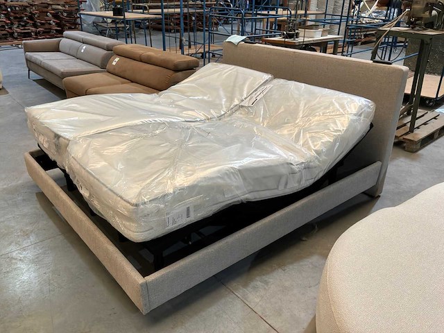 Recor bed elektrisch - afbeelding 3 van  5
