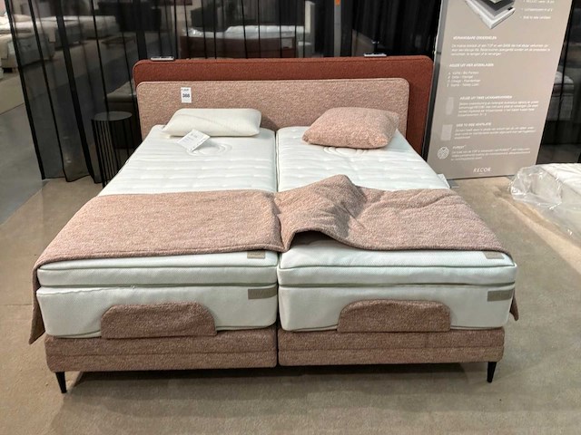 Recor bed elektrisch - afbeelding 2 van  5