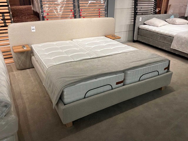 Recor bed elektrisch - afbeelding 2 van  4