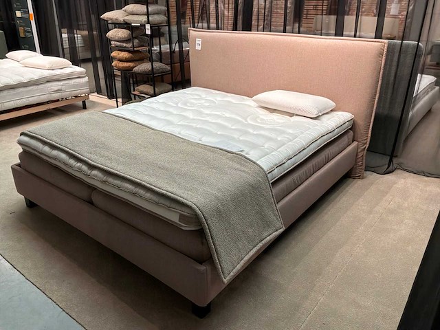 Recor bed - afbeelding 1 van  3