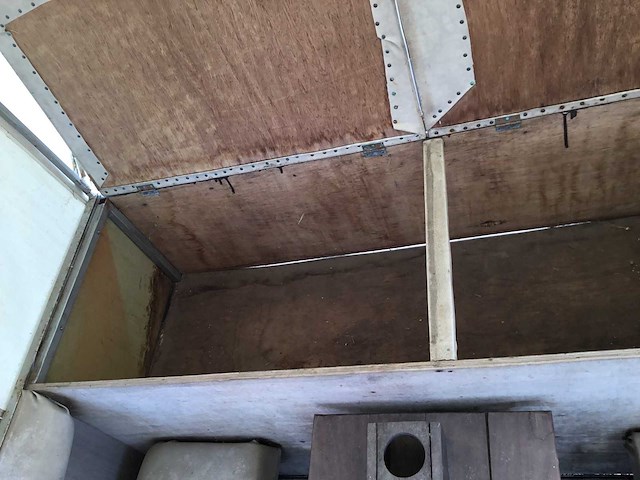 Recreatieve paardentrailer (20 personen) - afbeelding 4 van  21