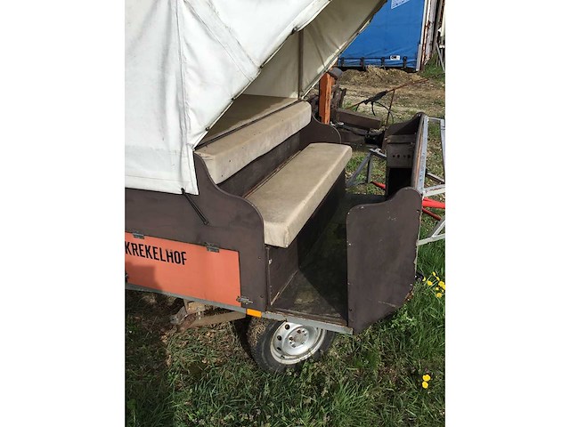Recreatieve paardentrailer (20 personen) - afbeelding 21 van  21