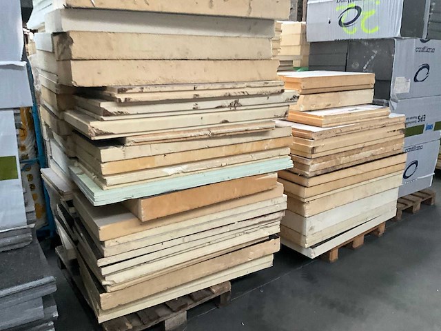 Recticel-knauf-rockwool-isover grote partij diverse isolatie - afbeelding 10 van  24