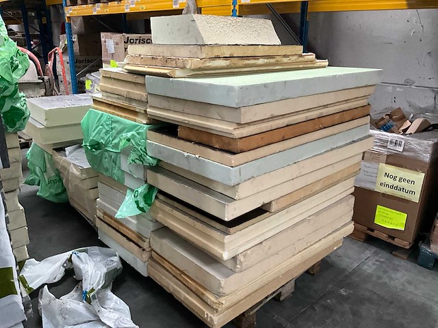 Recticel-knauf-rockwool-isover grote partij diverse isolatie - afbeelding 15 van  24