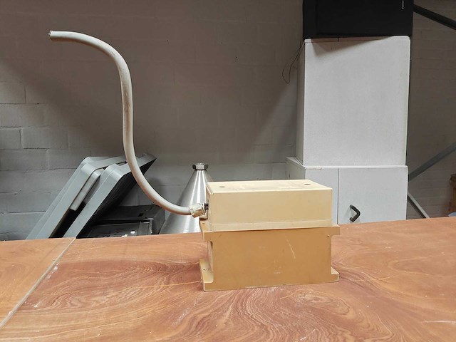 Rectiphase secovar condensator, type 20 kvar - afbeelding 4 van  4