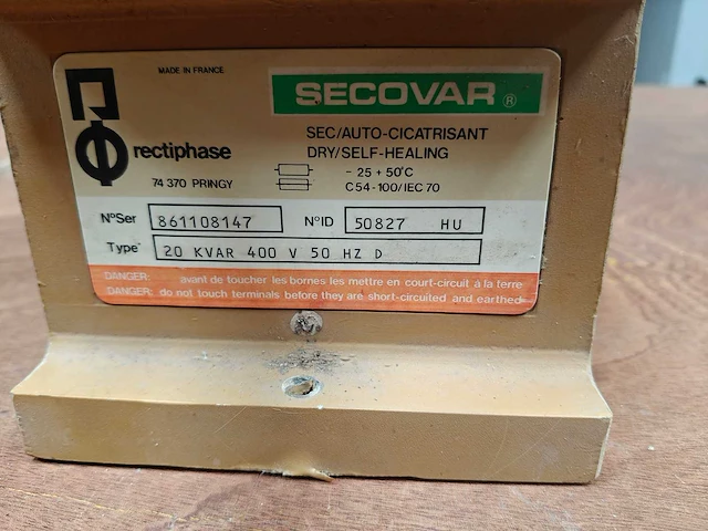 Rectiphase secovar condensator, type 20 kvar - afbeelding 2 van  4