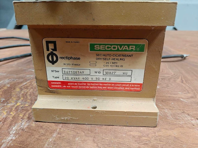 Rectiphase secovar condensator, type 20 kvar - afbeelding 2 van  4