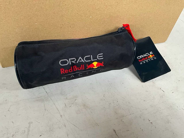 Red bull racing max verstappen etui (62x) - afbeelding 4 van  5