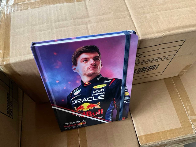 Red bull racing max verstappen schrift hardcover notebook a5 (120x) - afbeelding 6 van  7
