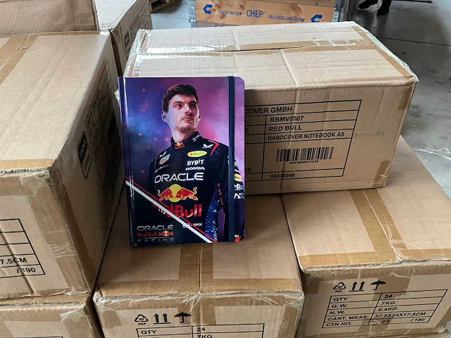 Red bull racing max verstappen schrift hardcover notebook a5 (96x) - afbeelding 1 van  7