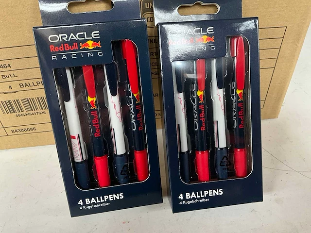 Red bull racing max verstappen set balpennen 4 stuks (24x) - afbeelding 2 van  4
