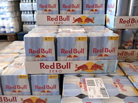 Red bull zero vervallen 4x4x6 25cl (plm 19) - afbeelding 2 van  4