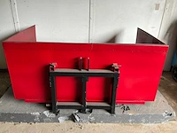 Red farm benette met driepuntskoppeling andere landbouwmachines - afbeelding 2 van  5