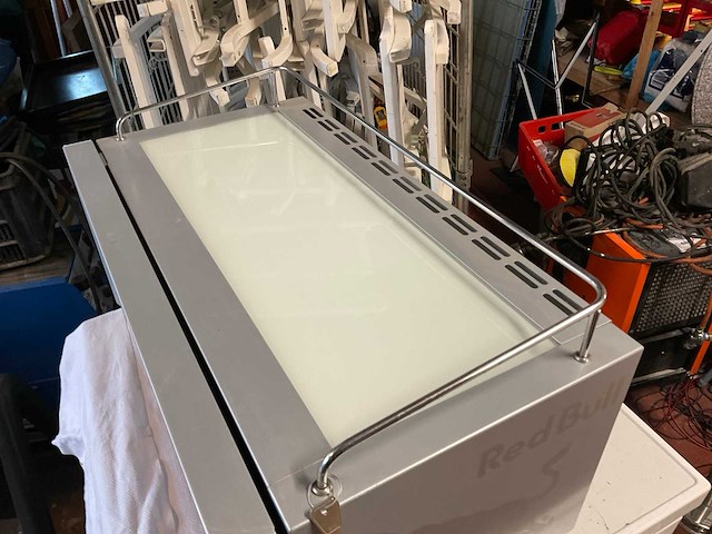 Redbull koelvitrine drank - afbeelding 12 van  16