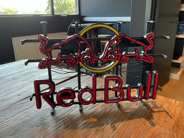Redbull neonlight reclamebord - afbeelding 1 van  1