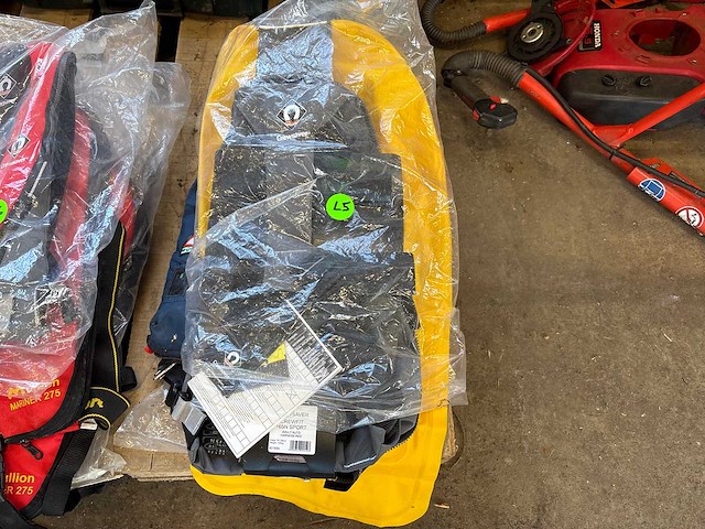 Reddingsvest (6x) - afbeelding 1 van  5