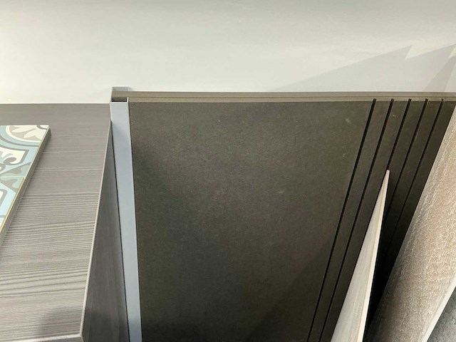 Redec presentatie meubel - afbeelding 6 van  7