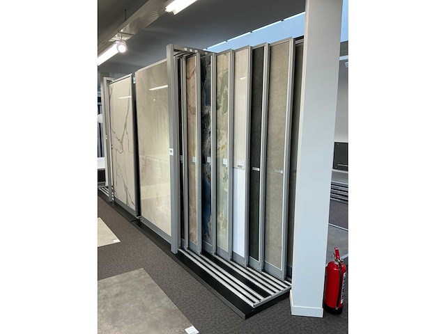 Redec presentatie meubel - afbeelding 6 van  7