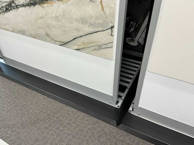 Redec presentatie meubel - afbeelding 4 van  7