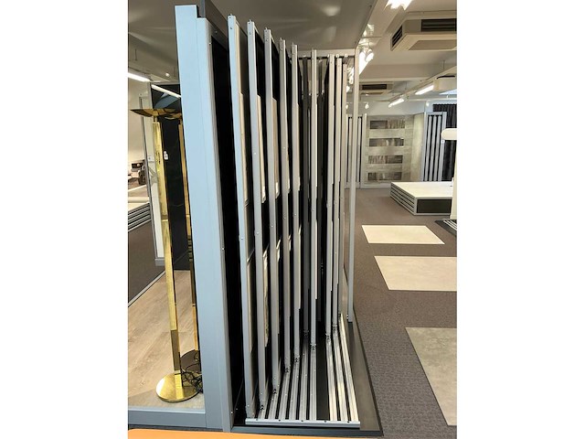 Redec presentatie meubel - afbeelding 6 van  7