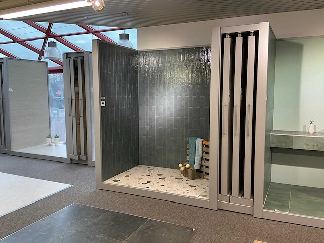 Redec presentatie opstelling - afbeelding 11 van  18