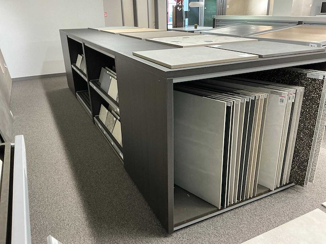 Redec presentatiemeubel - afbeelding 8 van  15