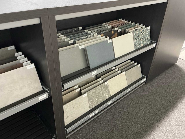 Redec presentatiemeubel - afbeelding 14 van  15